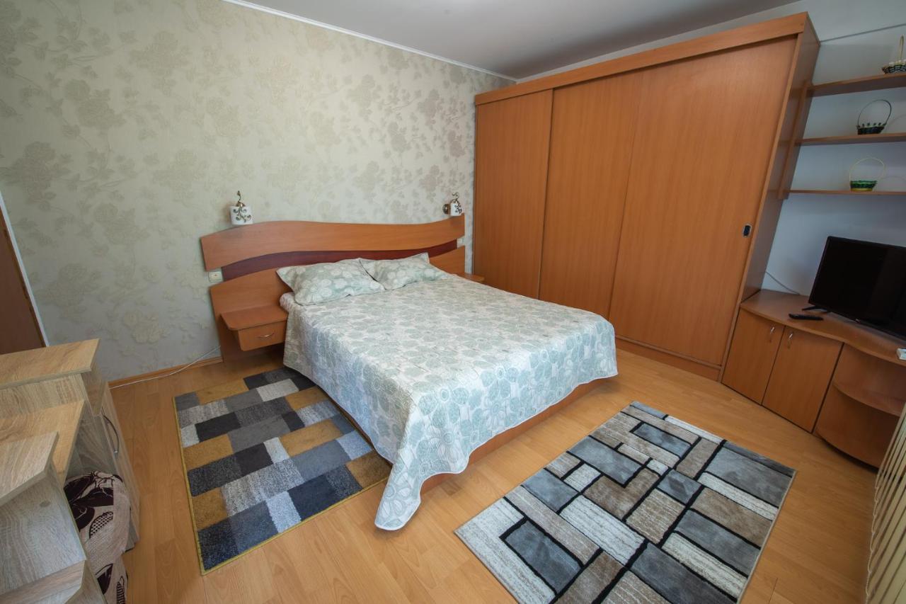Monik Apartament Sinaia Exterior photo